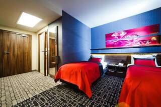 Отель Blue Diamond Hotel Active SPA Trzebownisko Стандартный двухместный номер с 1 кроватью или 2 отдельными кроватями-1